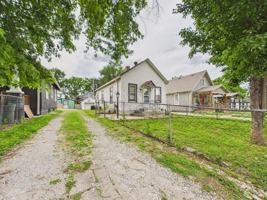 featured image of 1222 S 40th St