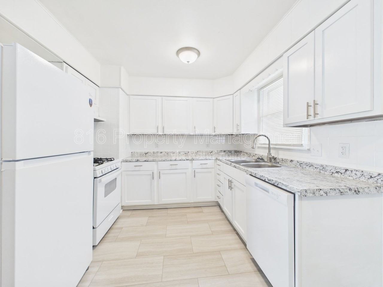 4206 Vineyard Rd - Photo 7 of 45