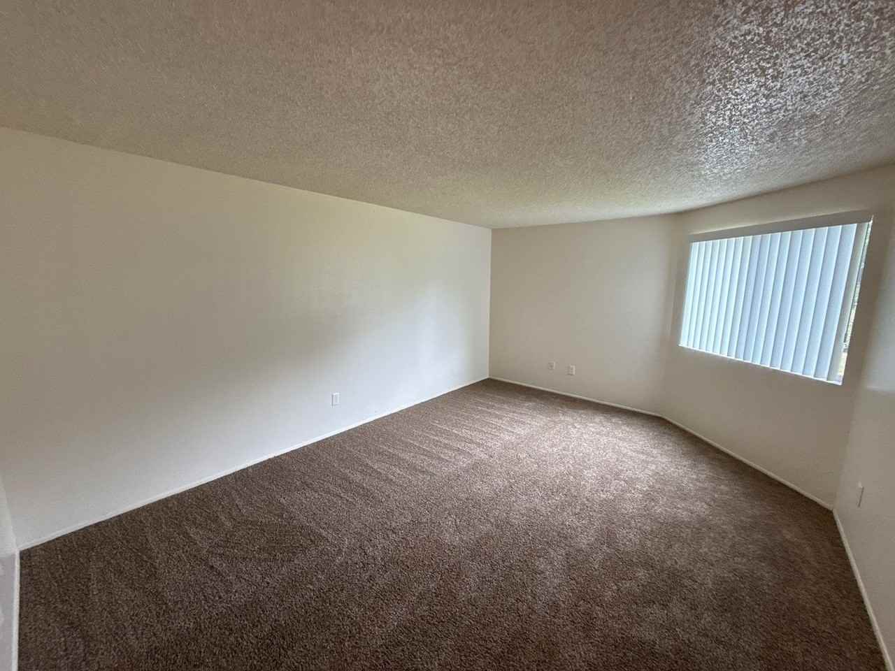 441 Senate St Nw - Photo 3 of 18