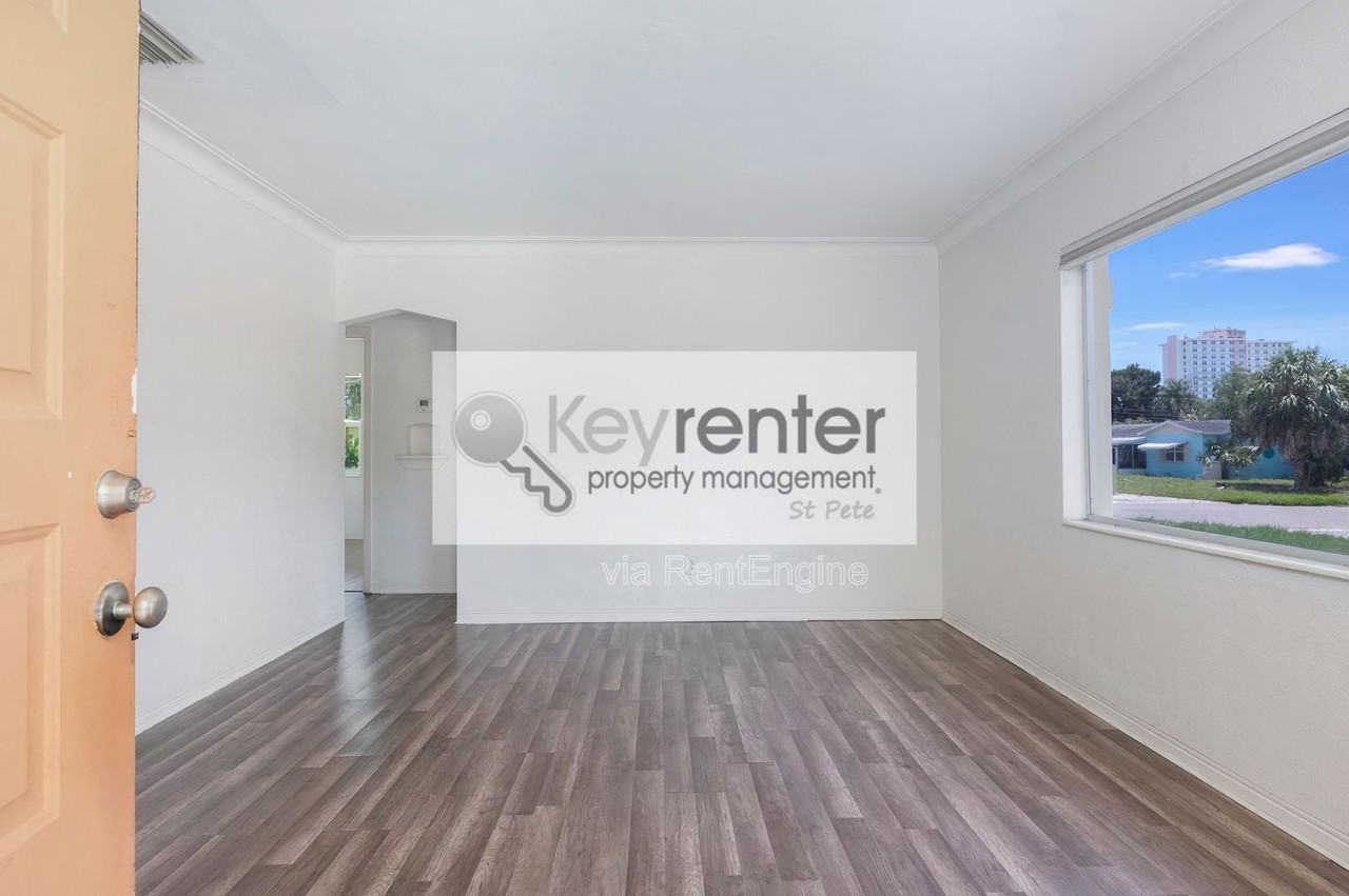 441 57th St N - Photo 5 of 26