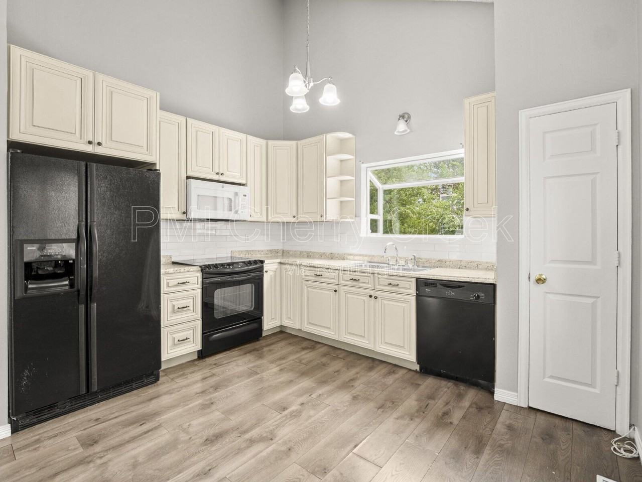 15163 E Walsh Dr - Photo 6 of 27