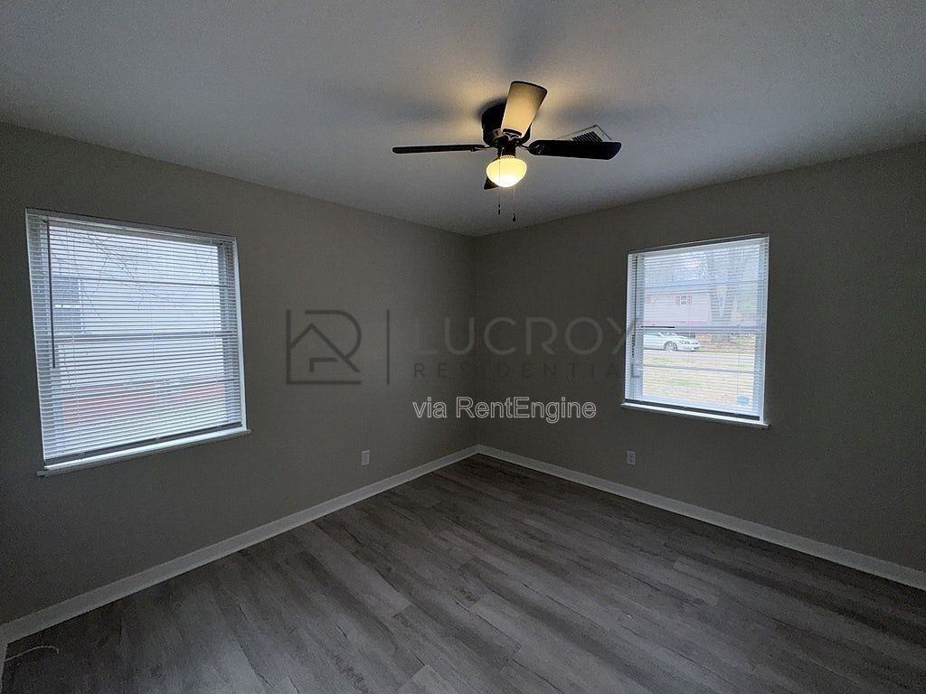 1126 Barbara Ann Dr - Photo 7 of 11