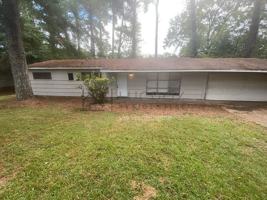 featured image of 2694 Woodside Dr