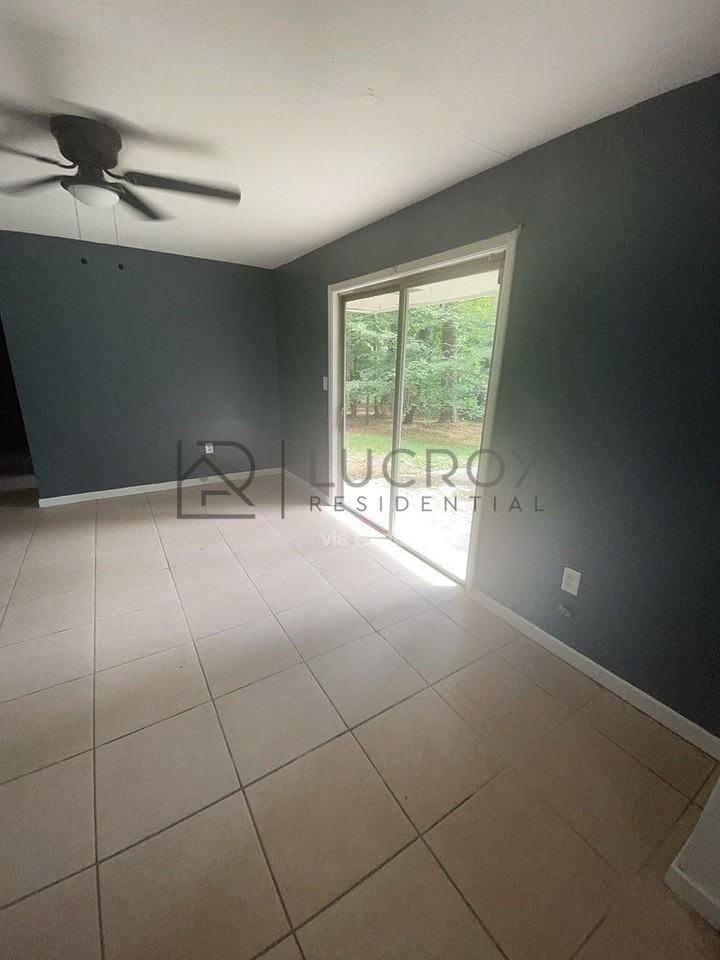 2694 Woodside Dr - Photo 5 of 11