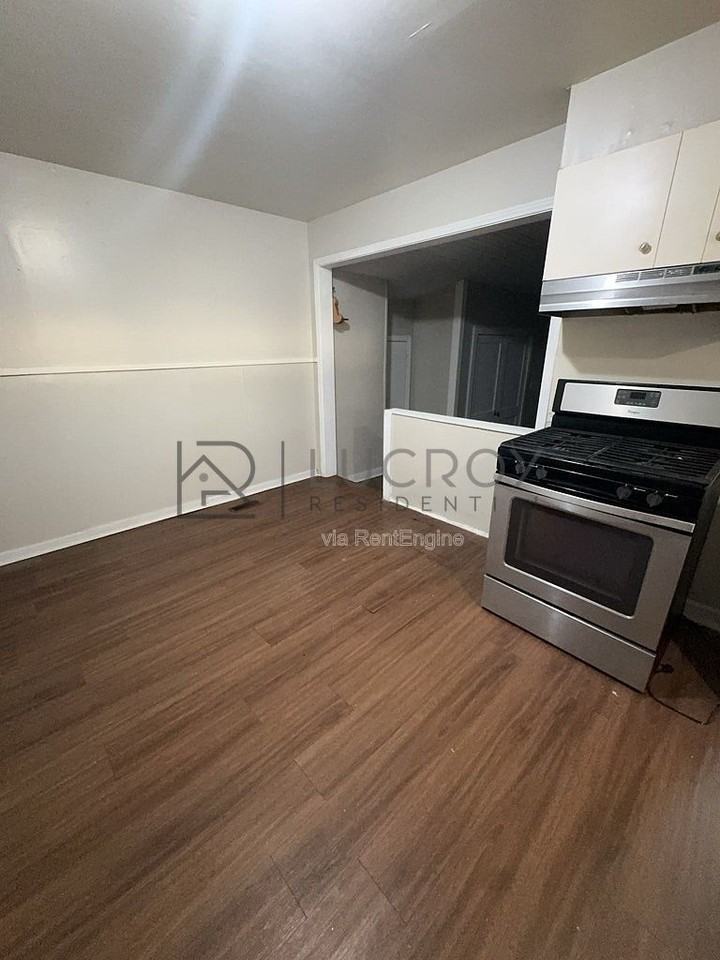 5855 Canton Park Dr - Photo 6 of 23