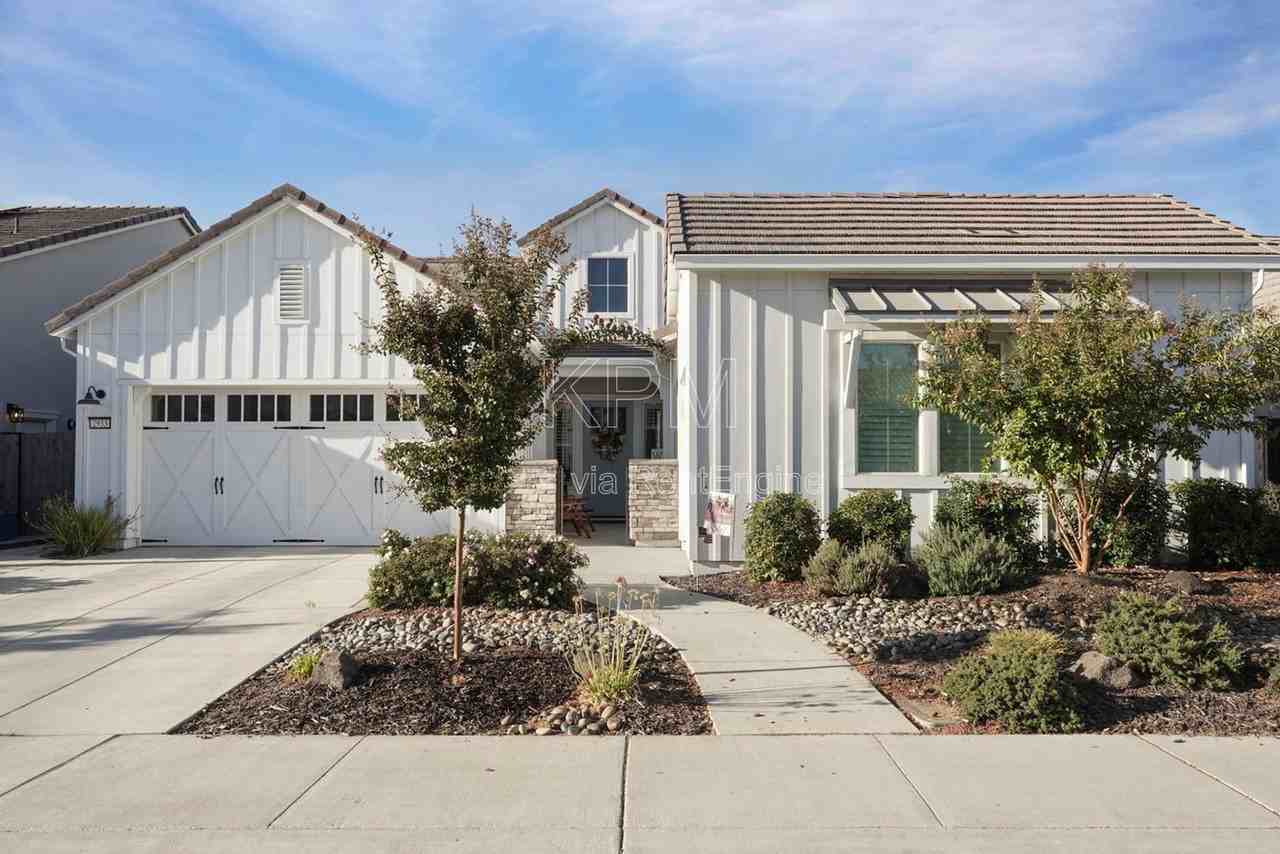 2933 Valencia St - Photo 4 of 49