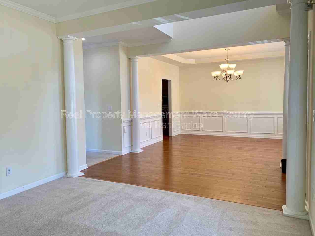 512 Sandy Whispers Pl - Photo 6 of 44