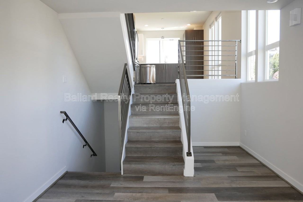 6251 8th Ave Nw - Photo 3 of 21