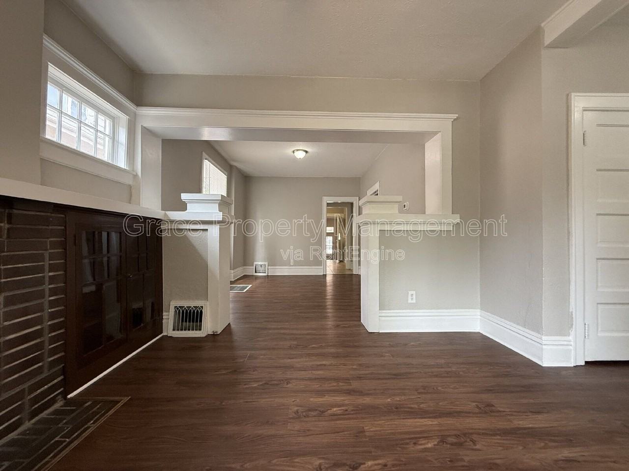 451 S Sherman St - Photo 4 of 24