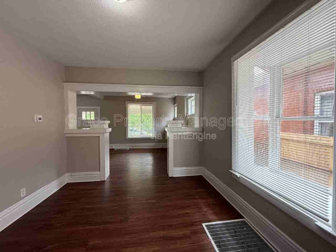 451 S Sherman St - Photo 6 of 24