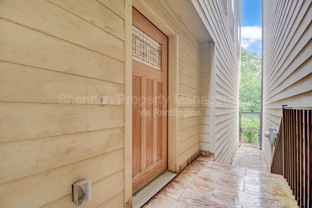 1904 Lauderdale St - Photo 2 of 25