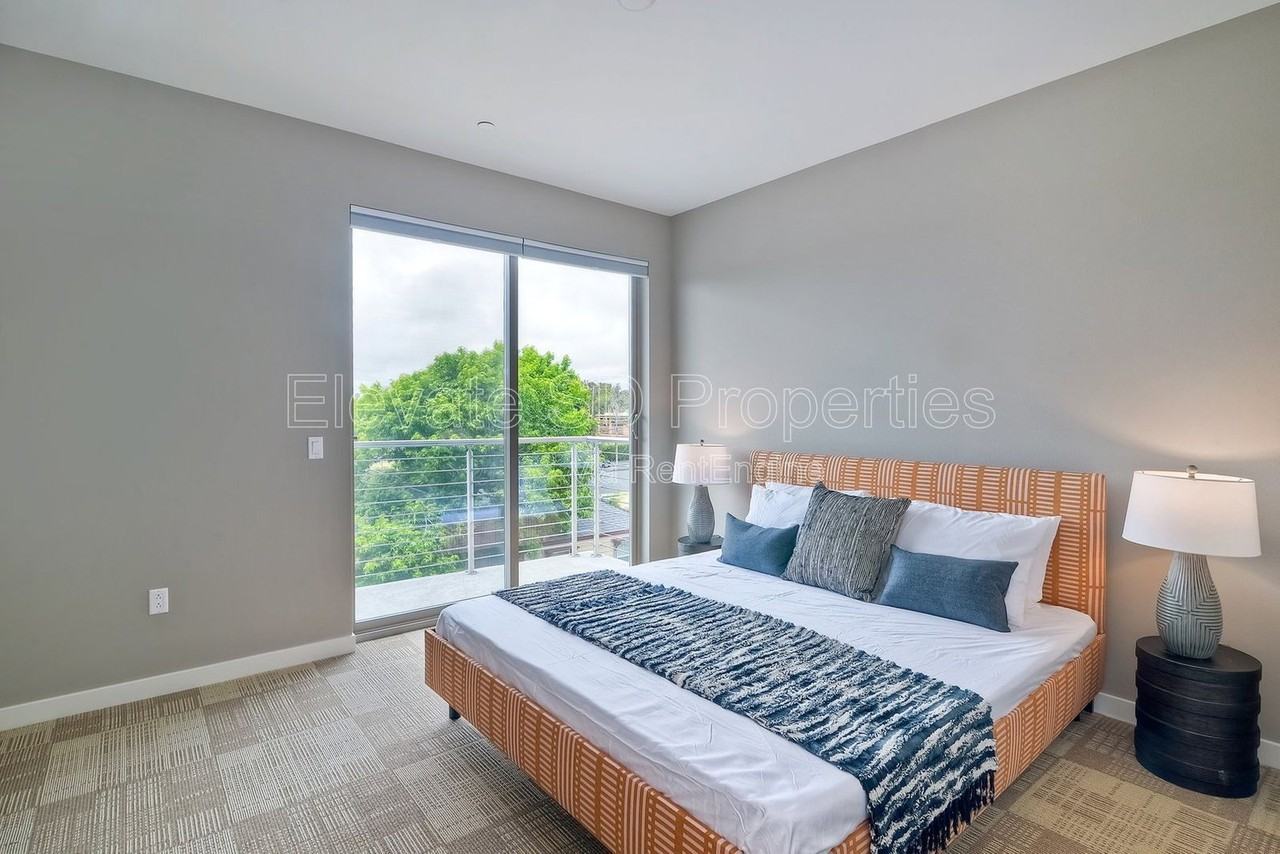 3088 State St #406 - Photo 6 of 28