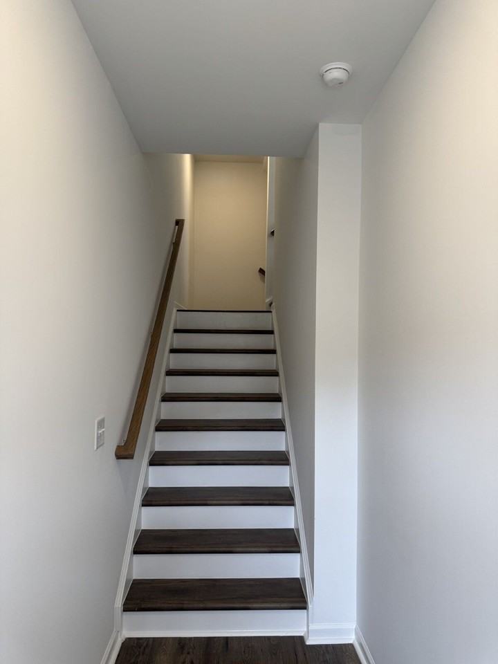 2837 Rosehall Way - Photo 5 of 45