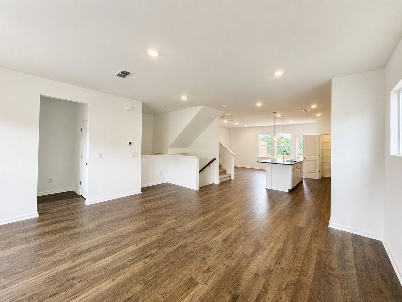 2837 Rosehall Way - Photo 6 of 45