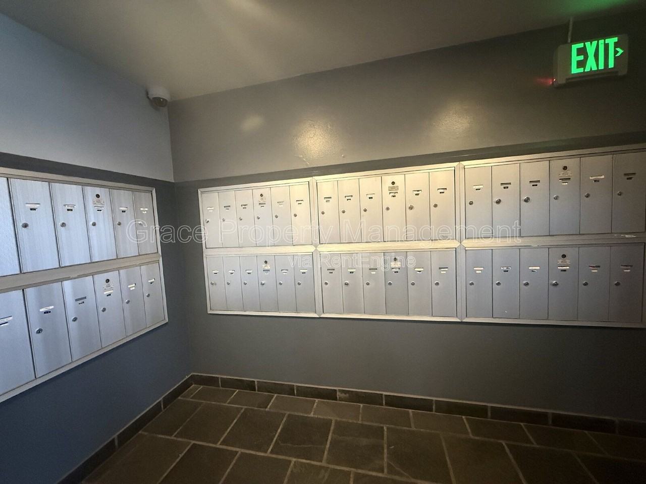 855 N Pennsylvania St #313 - Photo 3 of 9