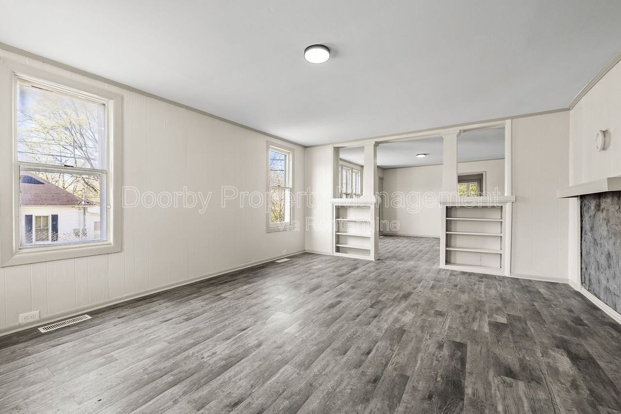 1601 Arlington Ave - Photo 4 of 25