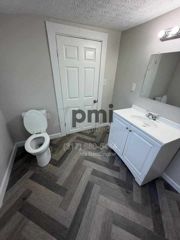 1620 Norton Ave - Photo 3 of 4