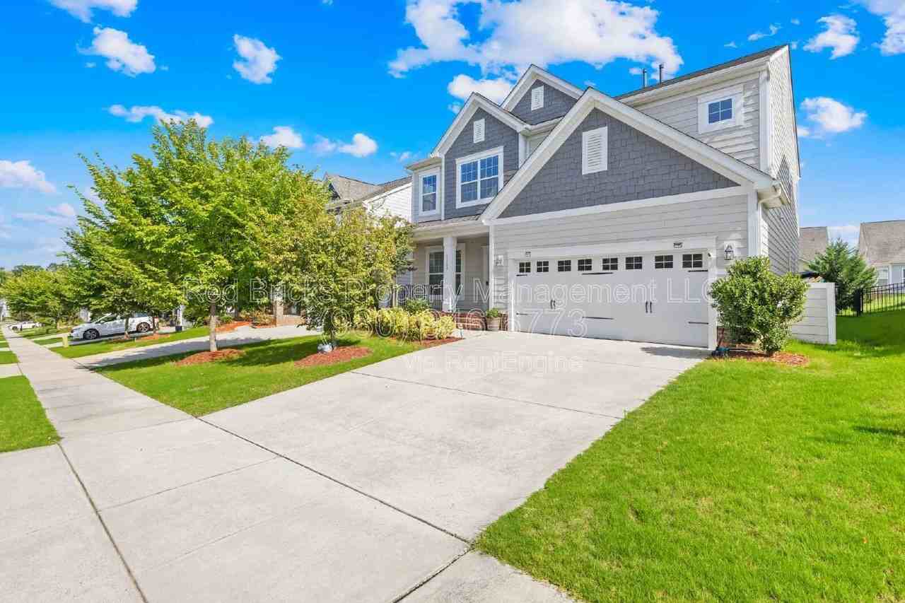 10697 Sky Chase Ave Nw - Photo 2 of 39
