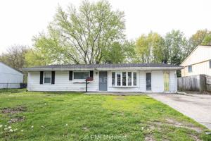 featured image of 5925 Sunwood Dr