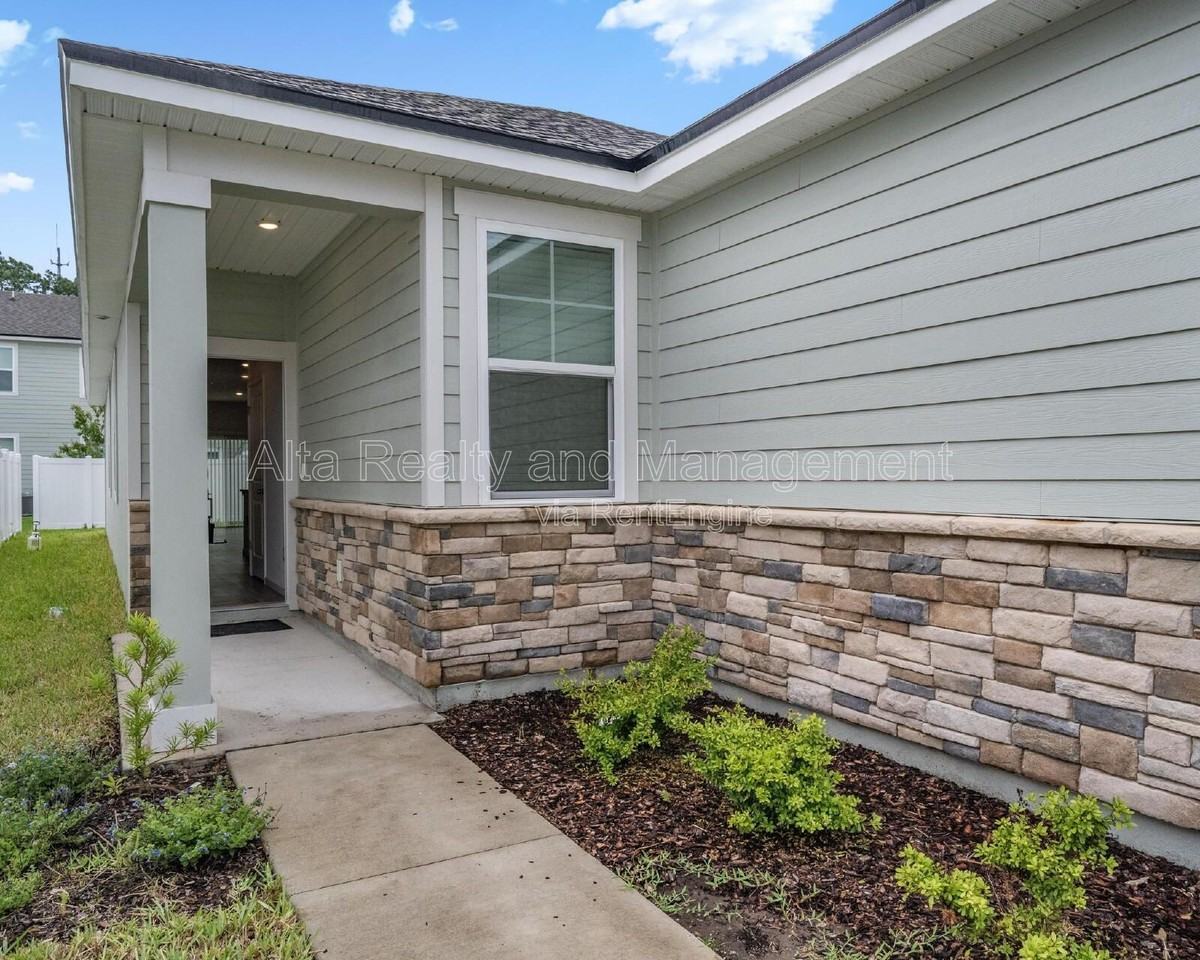 14757 Cashew Ave - Photo 6 of 50