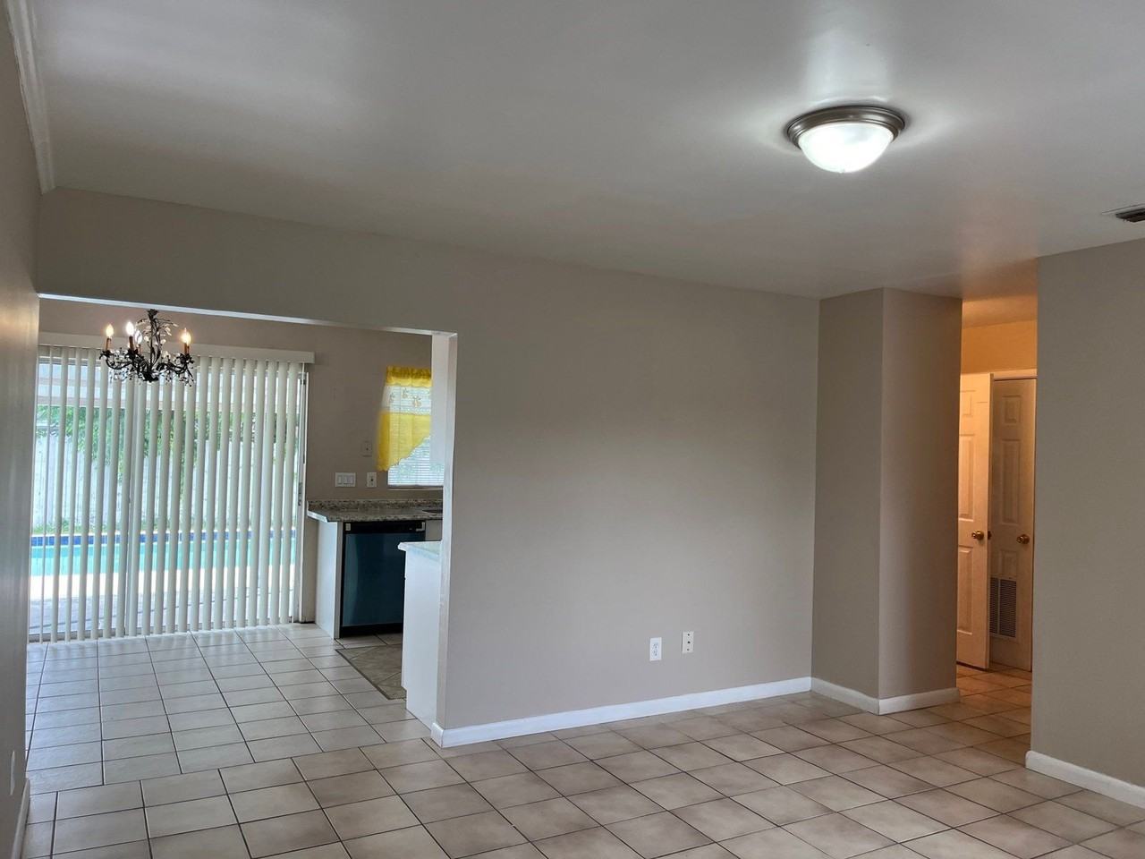6119 Melbourne Ave - Photo 4 of 23