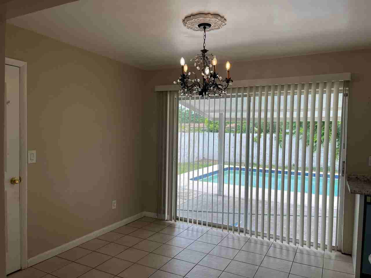 6119 Melbourne Ave - Photo 5 of 23