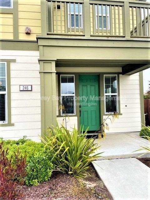 246 Boardwalk Ave - Photo 2 of 31