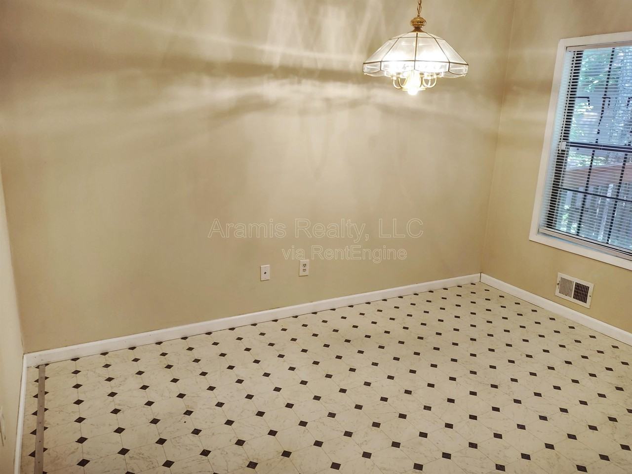 3032 Destin Cir - Photo 2 of 23