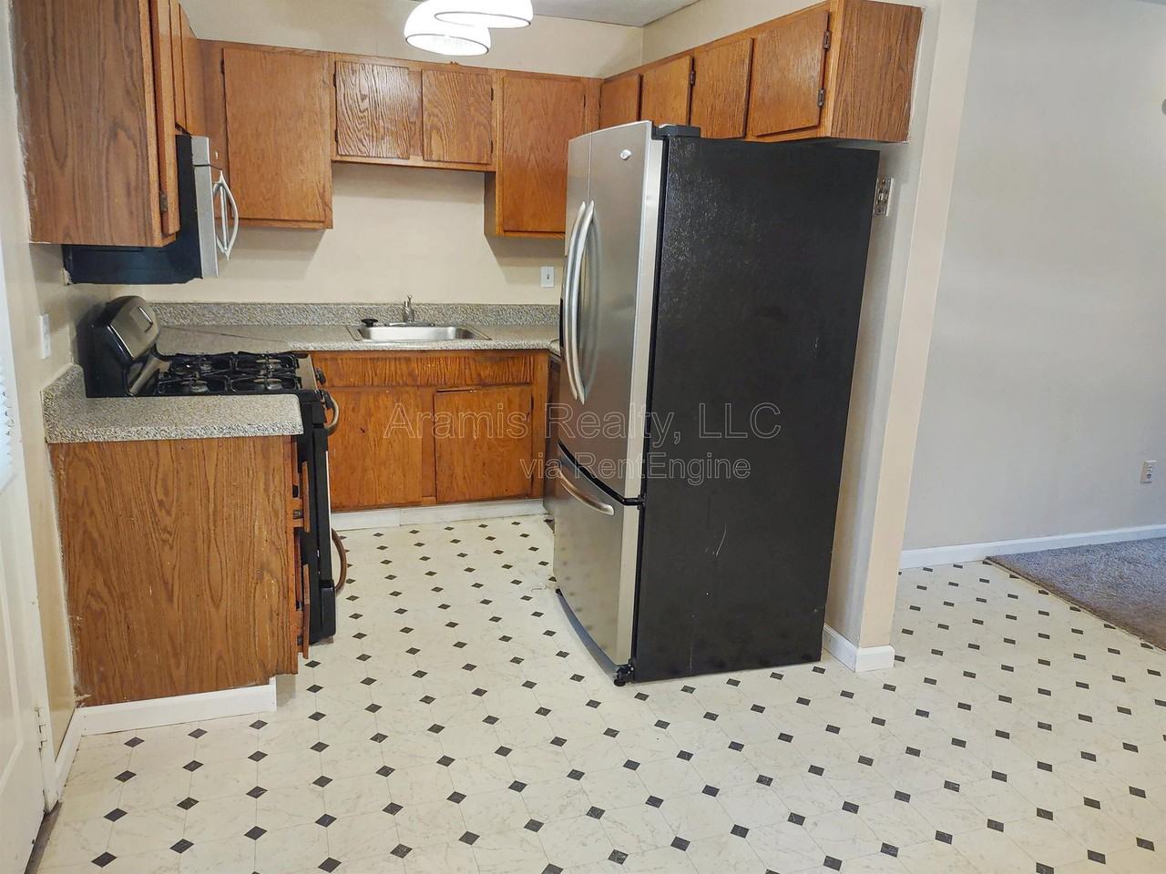 3032 Destin Cir - Photo 4 of 23