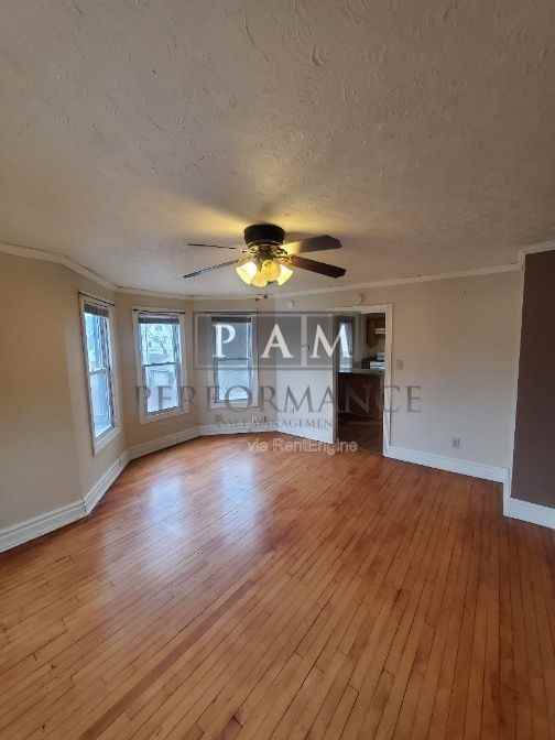 2935 N Booth St - Photo 3 of 12
