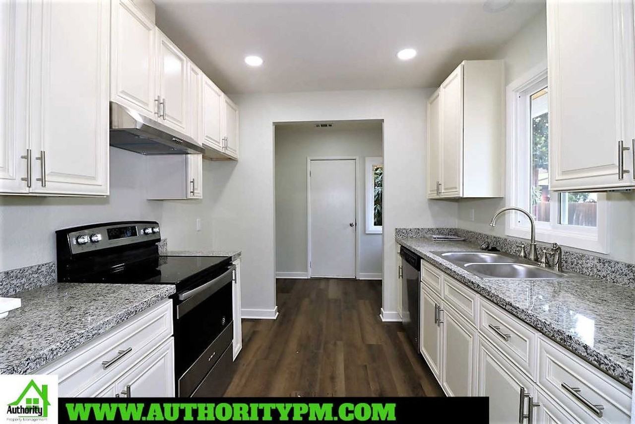 1907 Grace Ave #A - Photo 5 of 12