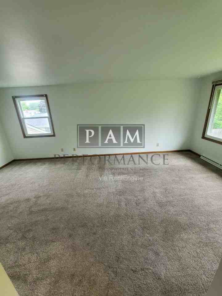 2841 Santa Fe Trl #B - Photo 6 of 8