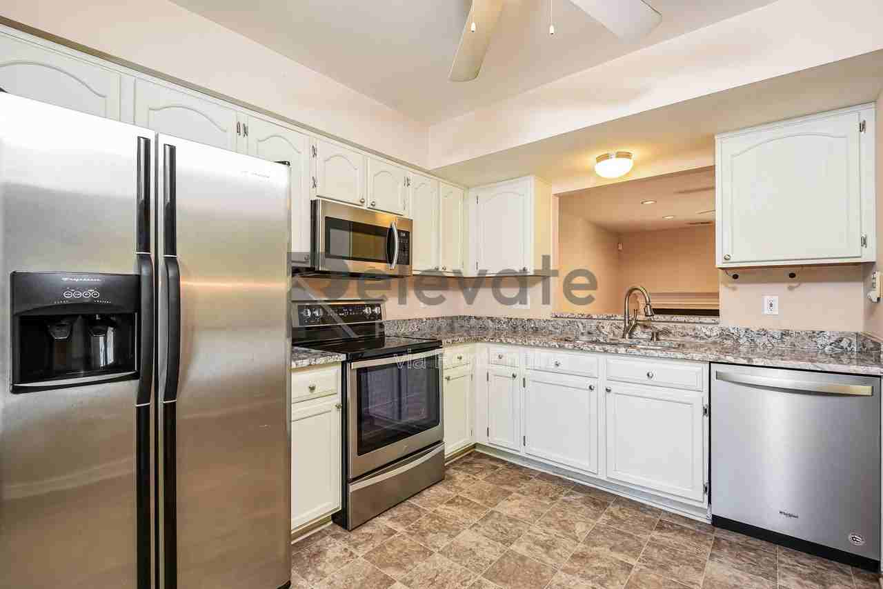 2914 Port View Ct - Photo 5 of 23