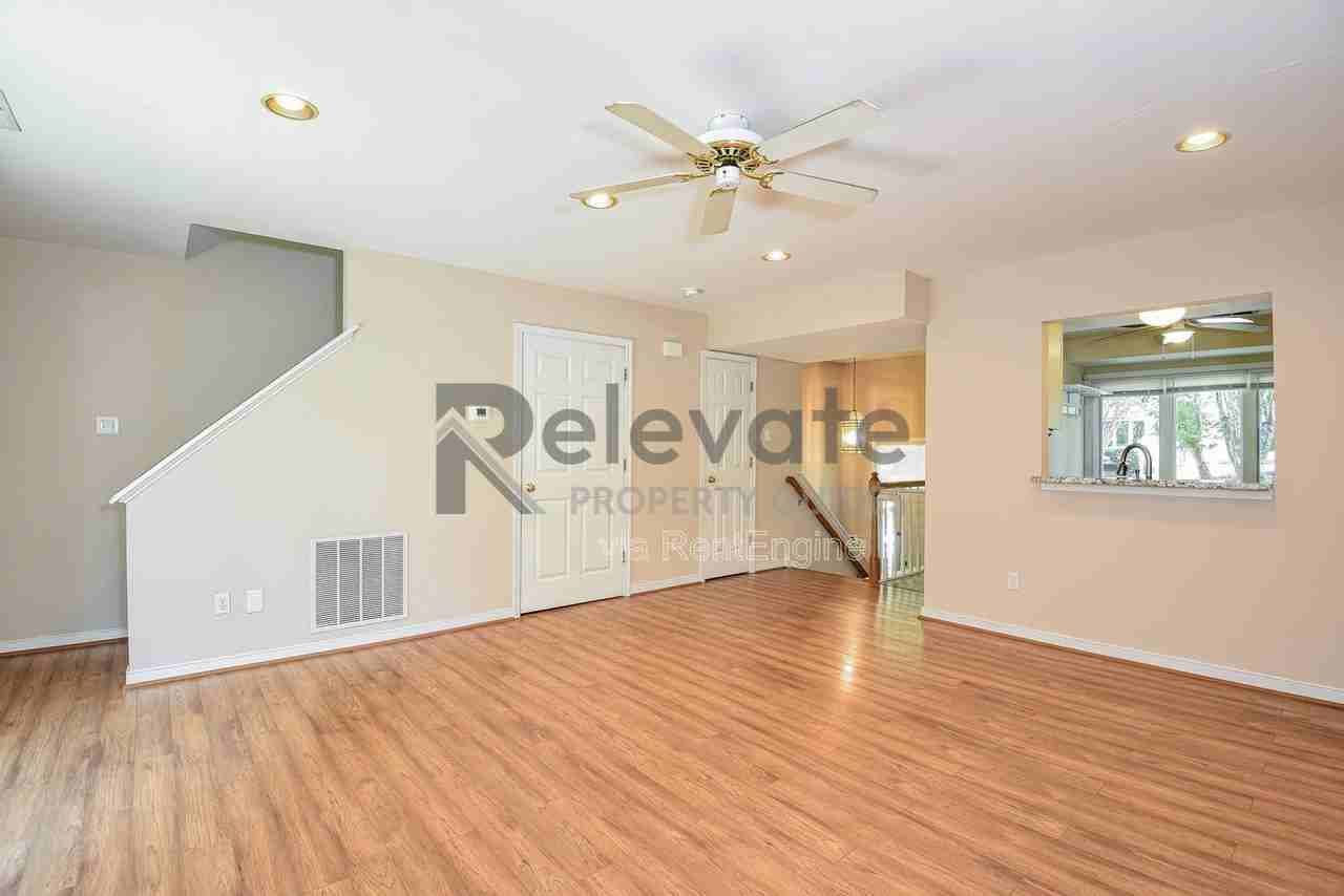 2914 Port View Ct - Photo 7 of 23