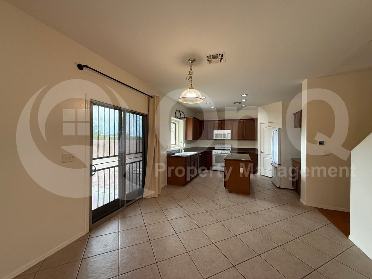4129 S Alexandrite Ave - Photo 7 of 50