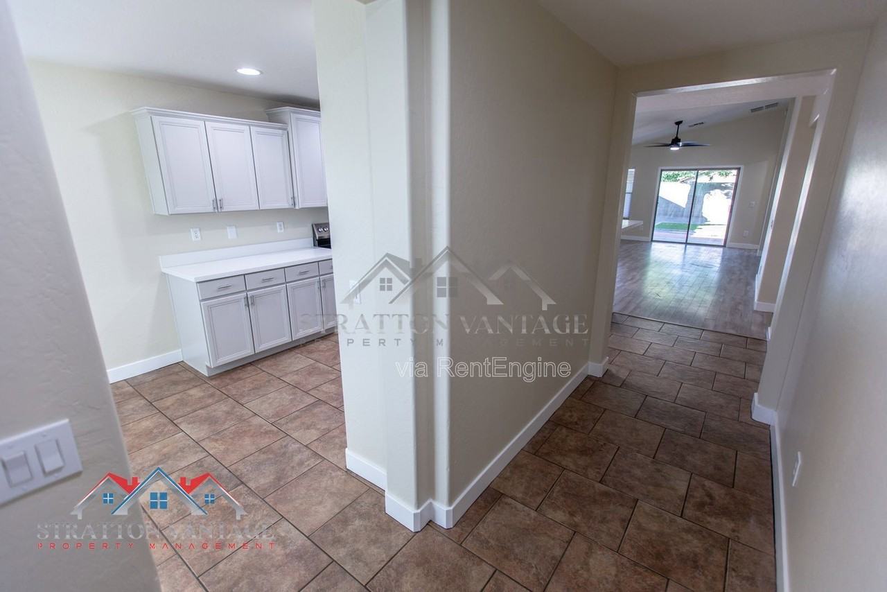 1868 W Desert Seasons Dr - Photo 6 of 41