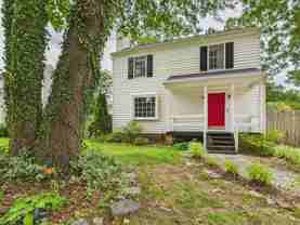 1917 Millsap Ln - Photo 1 of 1