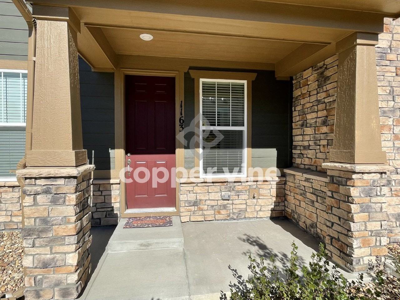 1163 S Walden Ct - Photo 2 of 21