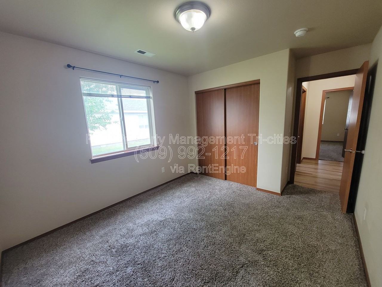 1653 Larkspur Dr - Photo 7 of 10