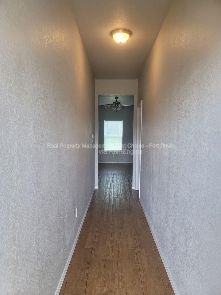 2100 Ingalls Ln #C - Photo 2 of 19