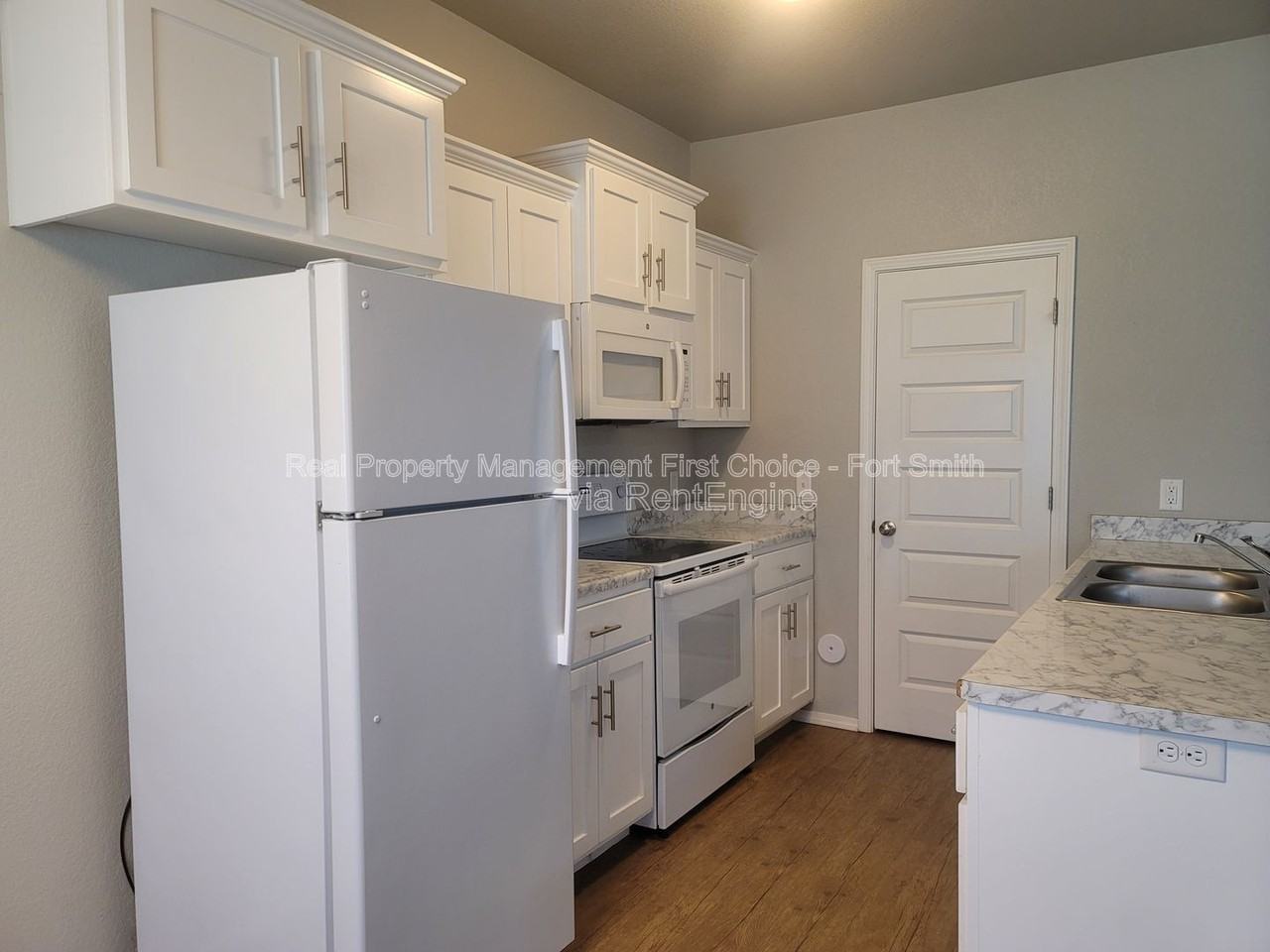 2100 Ingalls Ln #C - Photo 7 of 19