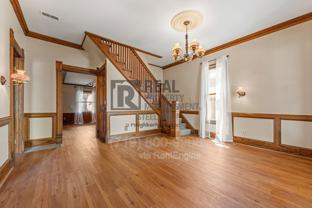 512 W 10th St - Photo 1 of 1