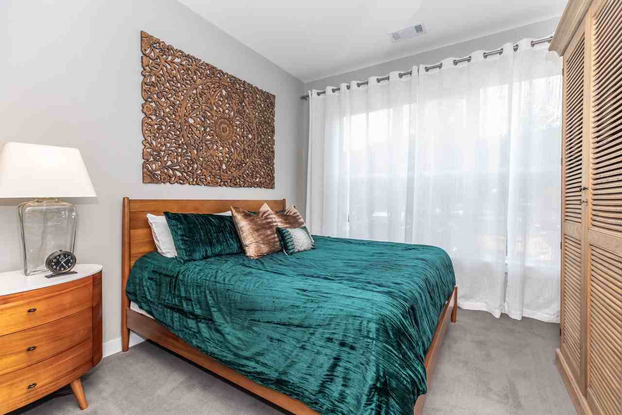 Heirloom Flats - Photo 4 of 27