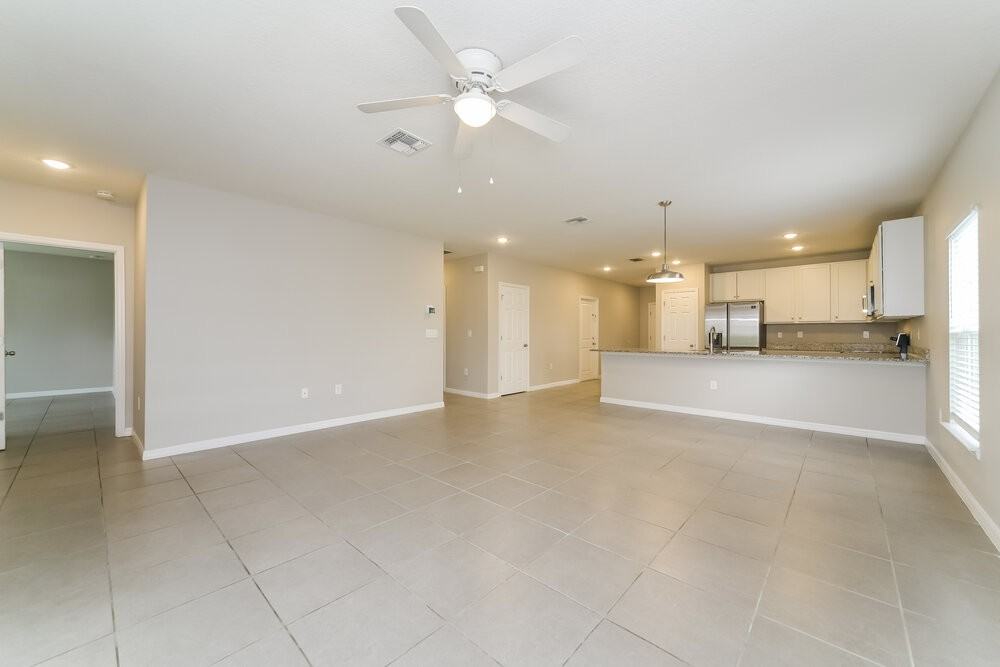 1851 Superior Ct - Photo 3 of 16