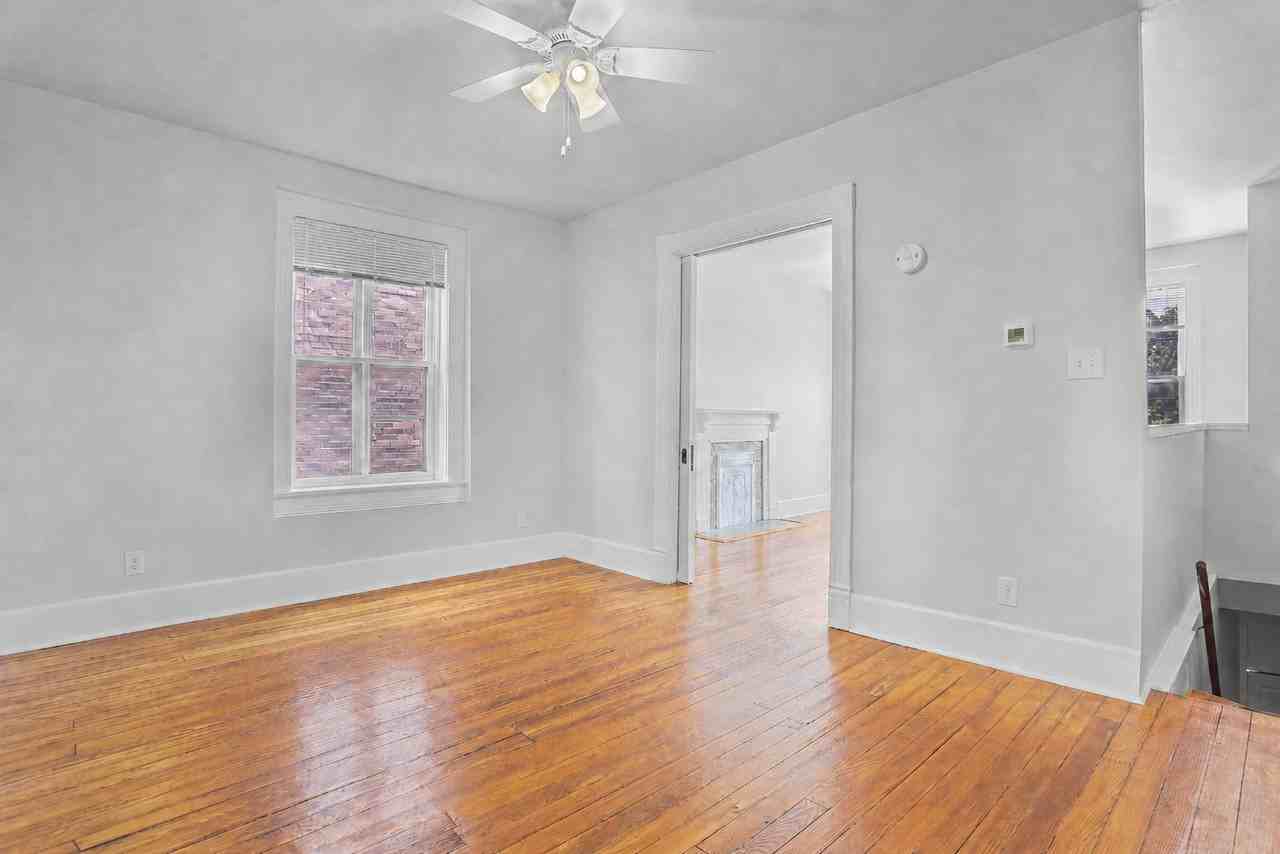 2309 Shenandoah Ave #A - Photo 4 of 13