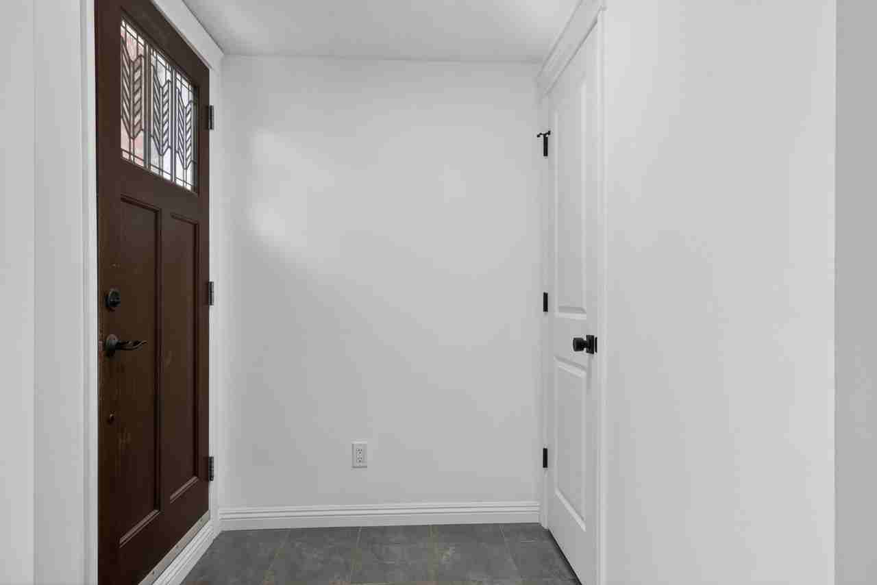 46 Mike Ralph Way Sw - Photo 7 of 26