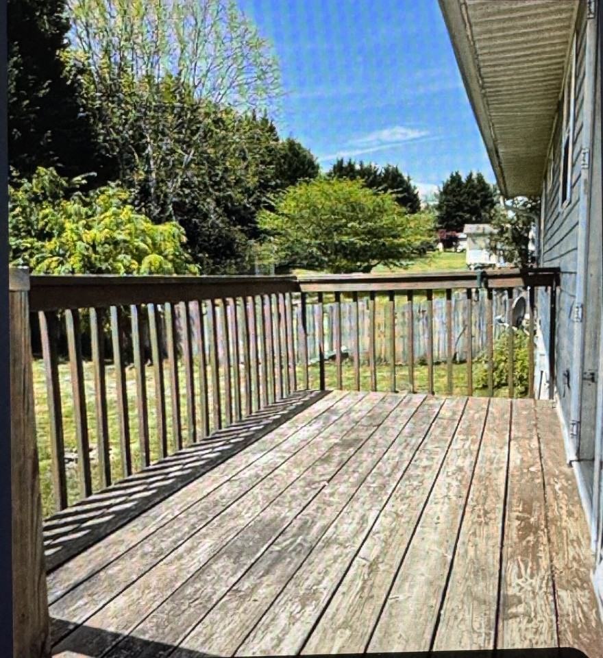 18 Grove Hills Dr - Photo 3 of 7