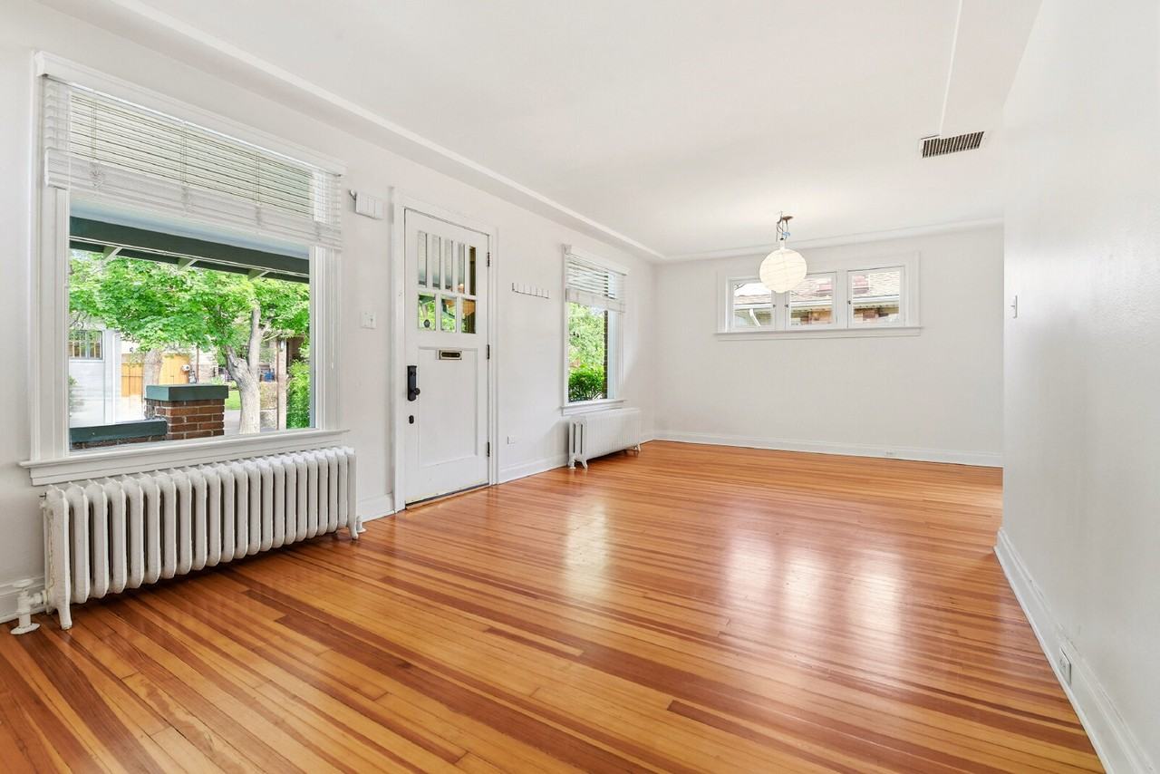 975 S Vine St - Photo 4 of 50