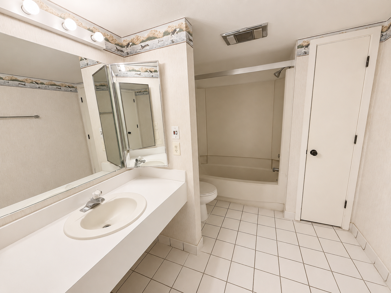921 Tennis Way - Photo 5 of 7