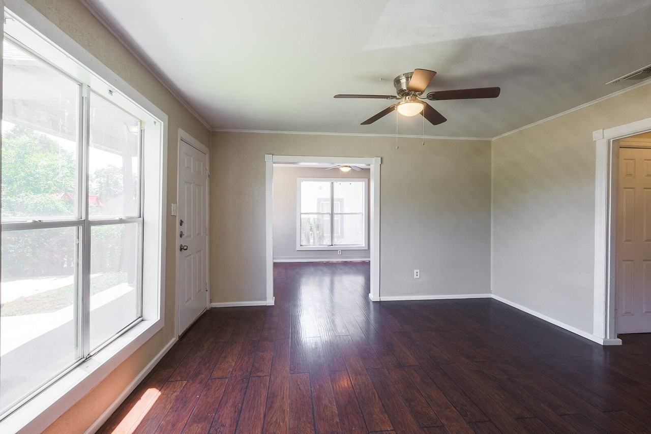 2114 20th St Frnt - Photo 3 of 18